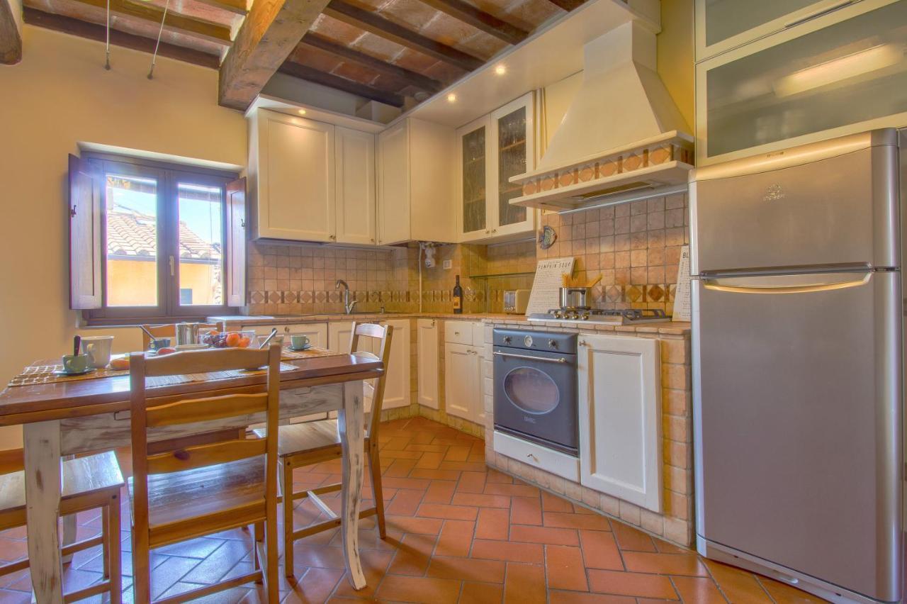 Appartamento Sulla Sala Pistoia Exterior foto