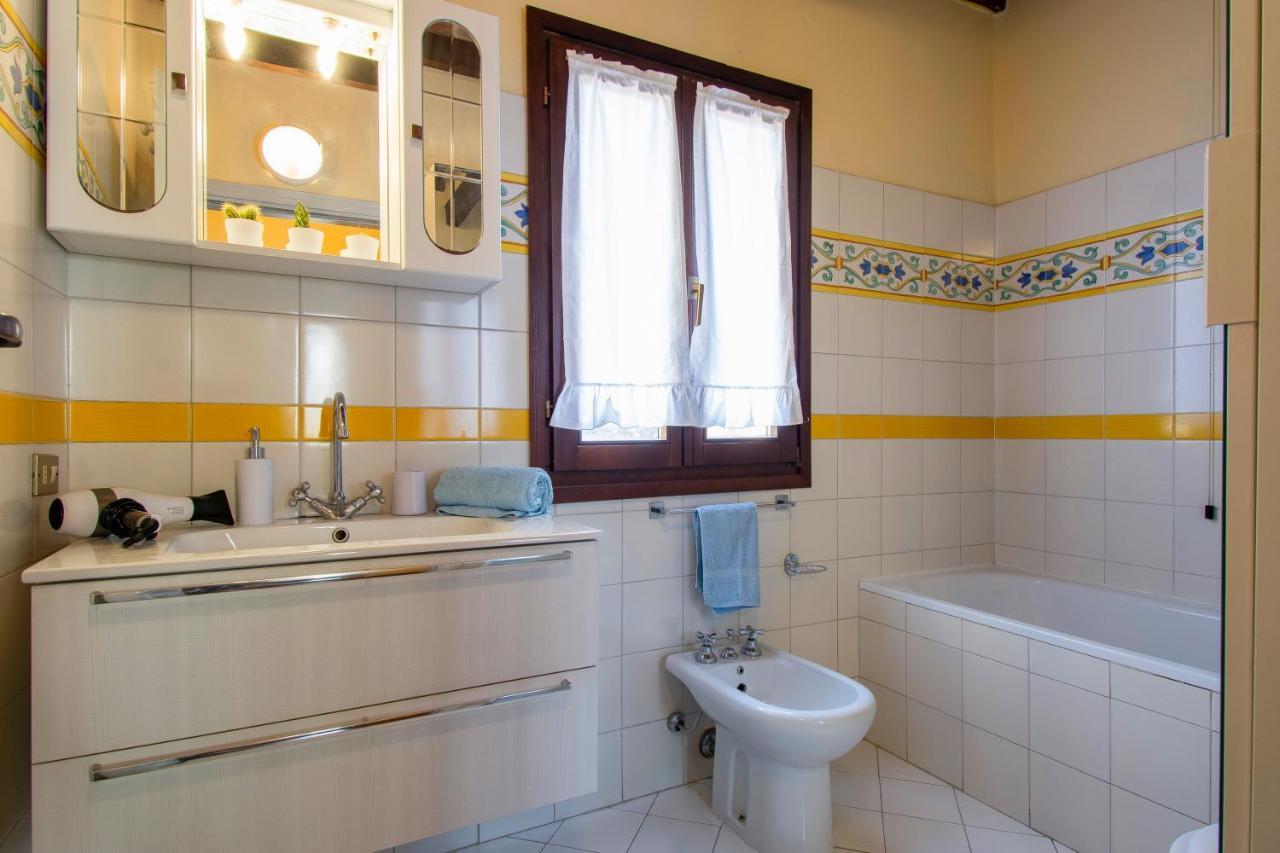 Appartamento Sulla Sala Pistoia Exterior foto